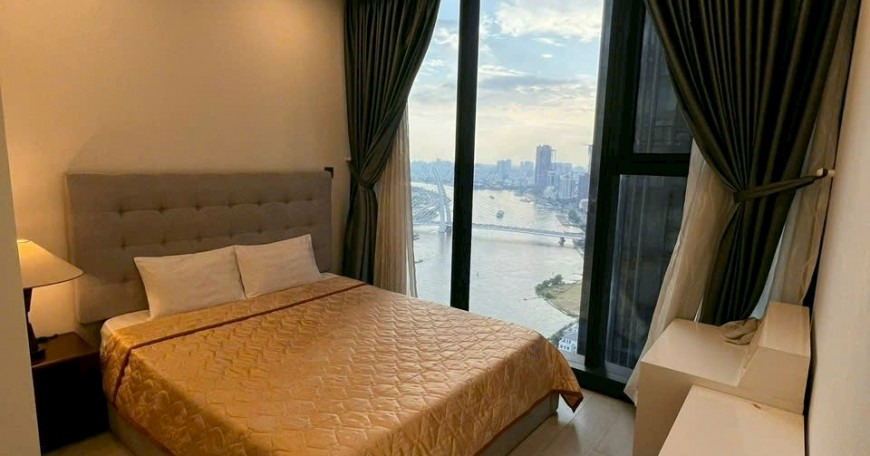 Bán căn hộ Vinhome Golden River tọa lạc tại đường Tôn Đức Thắng, Phường Bến Nghé- Quận 1