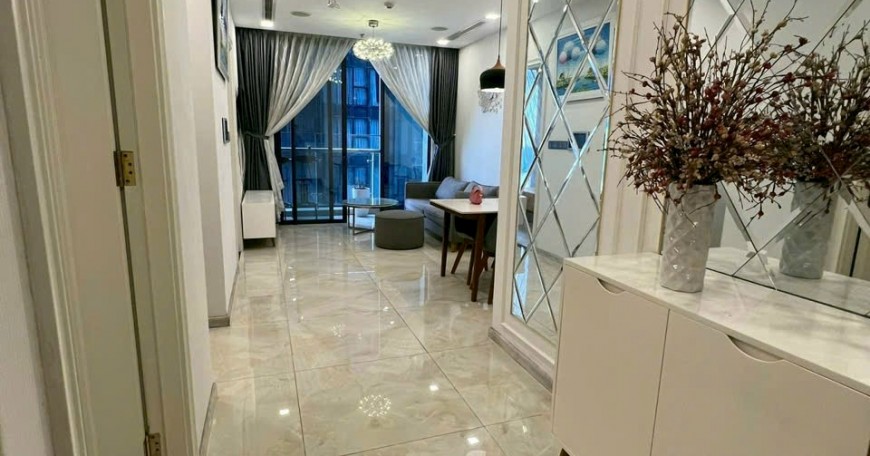 出租第一郡 Vinhomes Golden River 公寓 | 租金每月 2800 萬越南盾