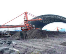 越南安江省海砂建設倡議：為高速公路開拓新視野