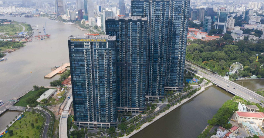 出售｜胡志明市第一郡中心的VINHOMES GOLDEN RIVER的公寓出售 ｜越南房地產｜ FTT Land熱線/Zalo/ Line ID: 0812991003