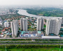 基礎設施規劃與守德市低層不動產的發展:城市經濟視角